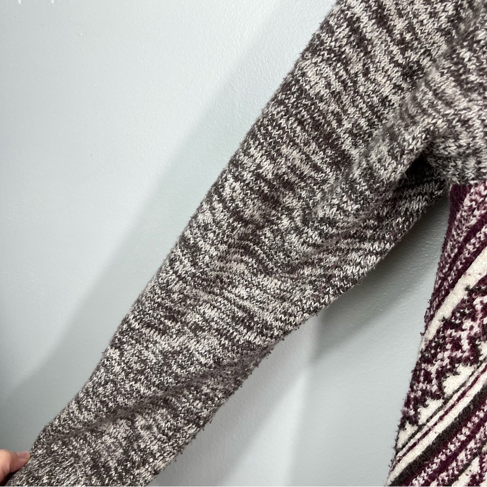 Natural Reflections Maroon Gray Pattern Waterfall… - image 2